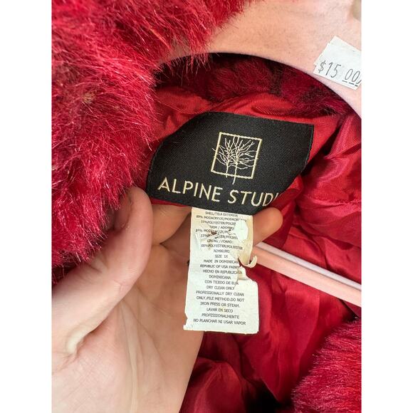 Alpine Studio Faux Fur Coat Womens 1X Red Plush Y2K Cozy Winter Jacket Gorpcore - Picture 9 of 9